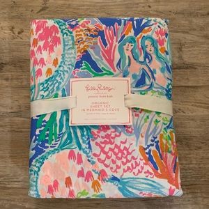 Lilly Pulitzer x Pottery Barn collection